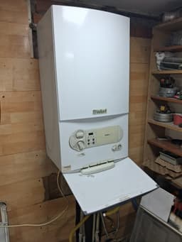 Petek Temizliği Ne Zaman Yapılmalı? Belirtiler ve Faydaları - Petek & Tesisat